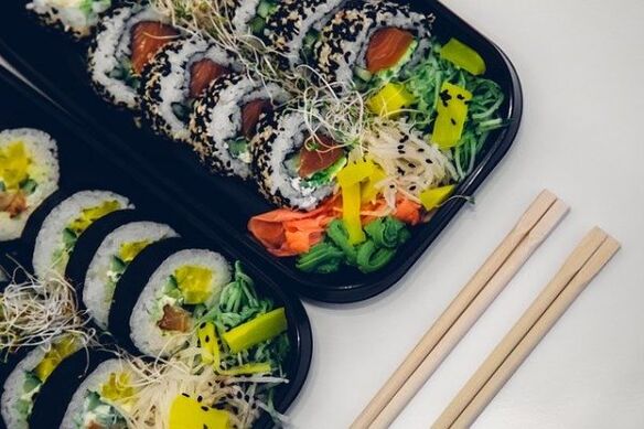 sushi for japanese diet