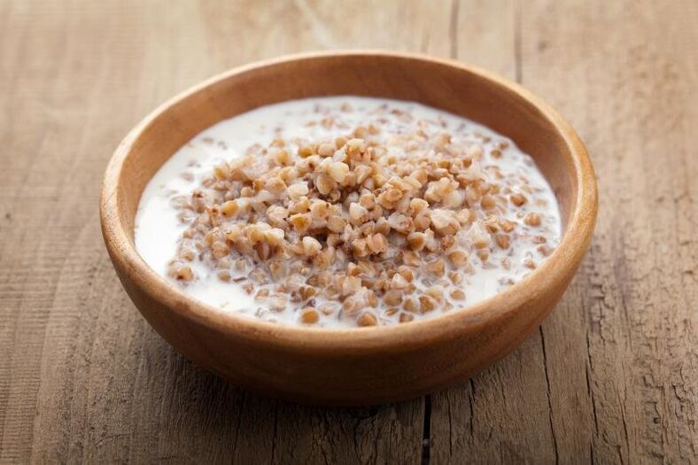 Sarracene wheat with kefir