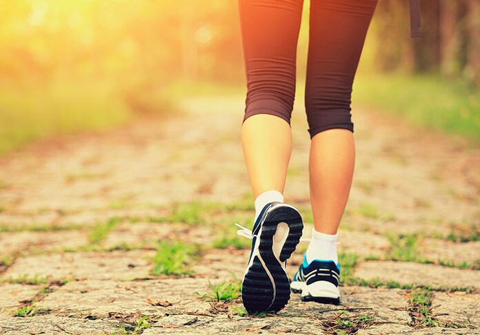 Walk to lose weight of the abdomen and sides